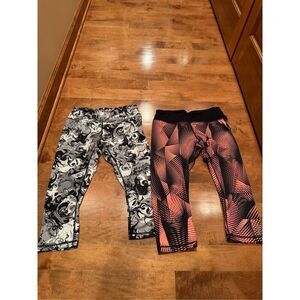 Women’s Reebok Capri pants, bundle size medium